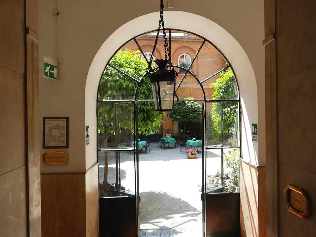 Casa Di Santa Francesca Romana A Ponte Rotto Exterior foto